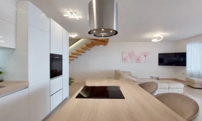 Недвижимость Дуплекс 250 м², Побри: 8