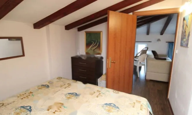 Недвижимость Центральные апартаменты 78 м²: 8