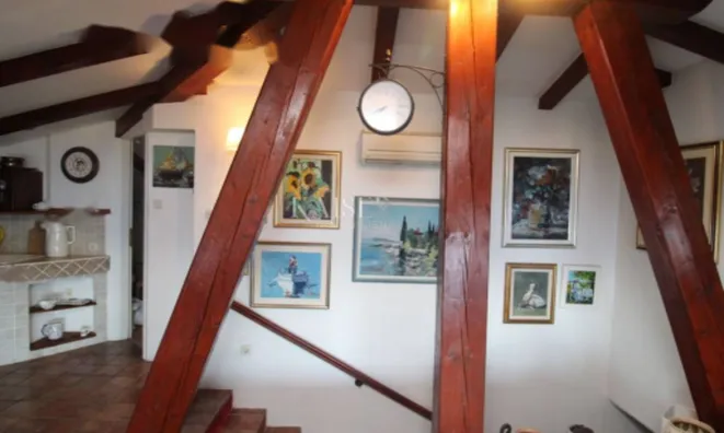 Недвижимость Центральные апартаменты 78 м²: 12