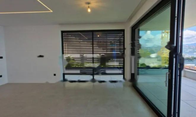 Недвижимость Четырехкомнатная квартира в Опатии: 1