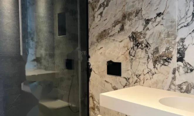 Недвижимость Трехкомнатная квартира Центр: 5