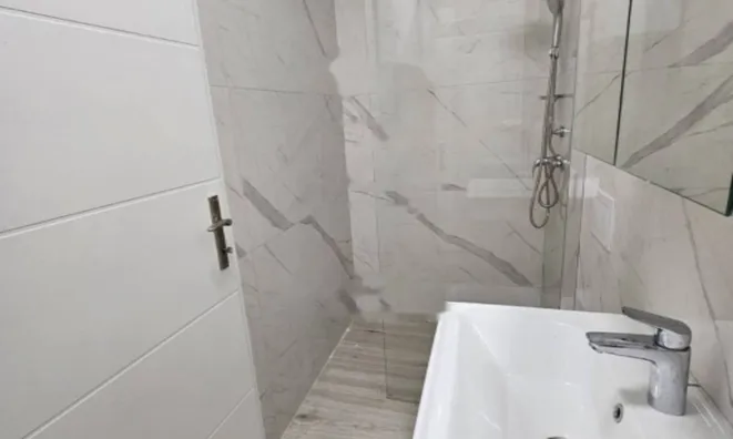 Недвижимость Четырехкомнатная квартира, Центр, Опатия: 7