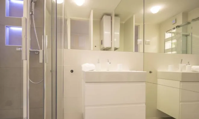 Недвижимость Трёхкомнатная квартира Центр: 9