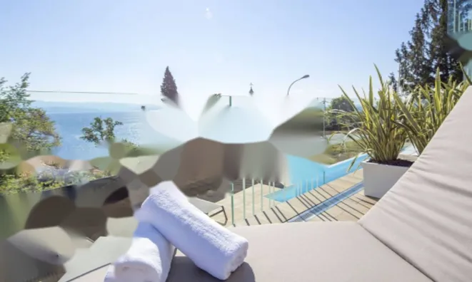 Недвижимость Трёхкомнатная квартира Центр: 10