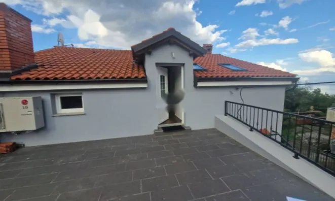 Недвижимость Двухкомнатная квартира Обатия: 3