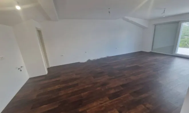 Недвижимость Двухкомнатная квартира Обатия: 7