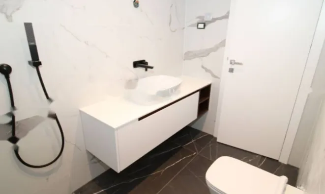 Недвижимость Квартира на втором этаже, центр, Опатия: 9