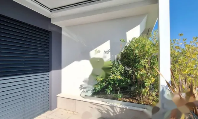 Недвижимость Двухкомнатная квартира в центре Опатии: 9