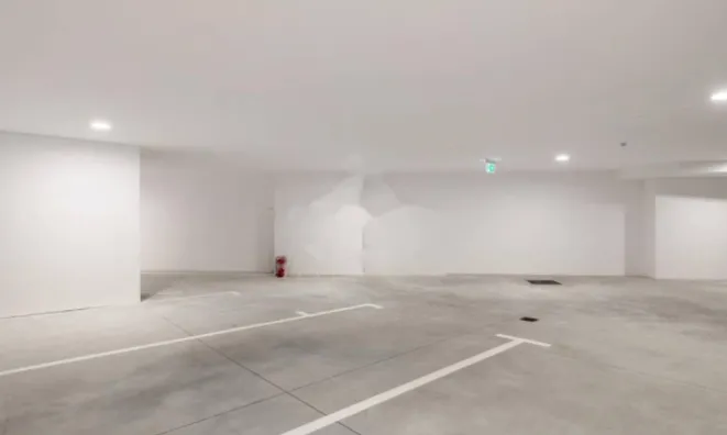 Недвижимость Четырехкомнатная квартира, Центр, Опатия: 29