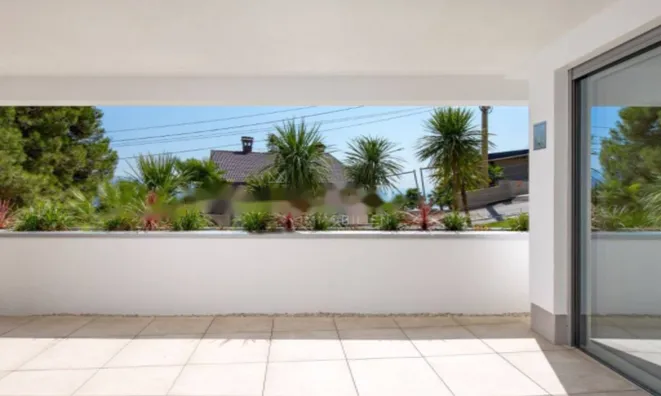 Недвижимость Двухкомнатная квартира в Опатии: 24