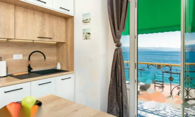 Недвижимость Двухкомнатная квартира, Опатия: 6