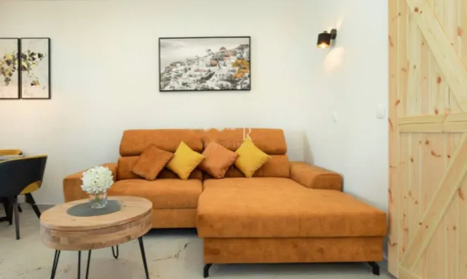 Недвижимость Двухкомнатная квартира, Опатия: 7