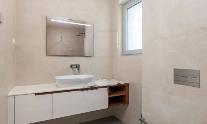 Недвижимость Трёхкомнатная квартира в центре: 16