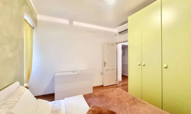 Недвижимость Однокомнатная квартира, Центр: 8