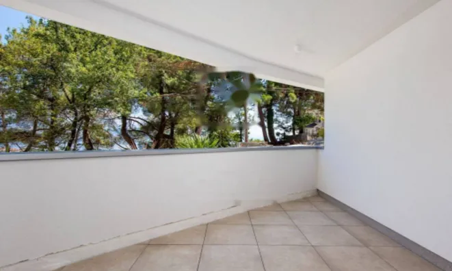 Недвижимость Трехкомнатная квартира в Центре: 2