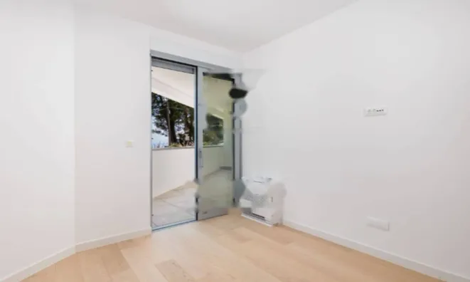 Недвижимость Трехкомнатная квартира в Центре: 9