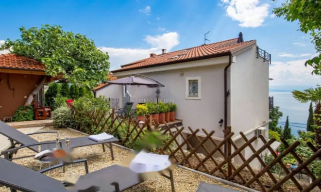 Недвижимость Четырехкомнатная квартира, Центр, Опатия: 6