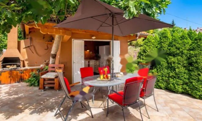 Недвижимость Четырехкомнатная квартира, Центр, Опатия: 8