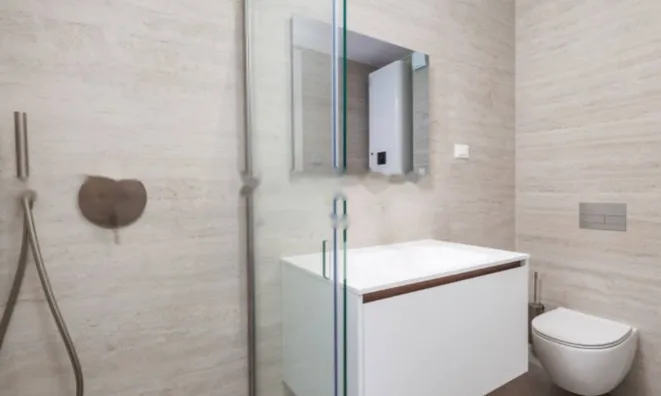 Недвижимость Трёхкомнатная квартира в центре: 17