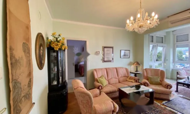 Недвижимость Четырёхкомнатная квартира в центре Опатии: 3