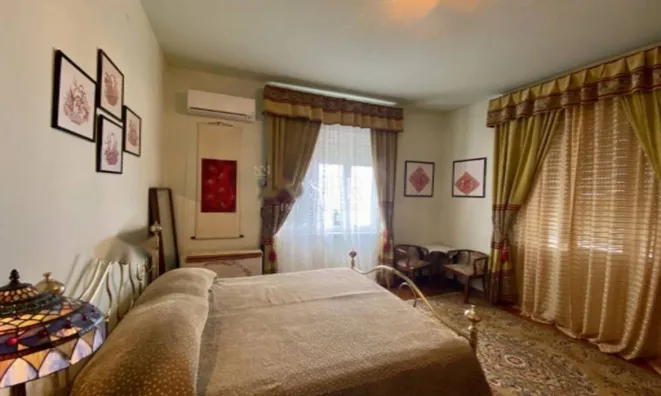 Недвижимость Четырёхкомнатная квартира в центре Опатии: 6