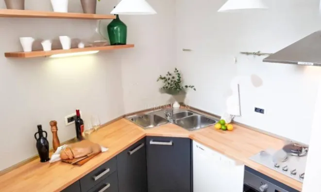 Недвижимость Семейный дом в центре Опатии: 6