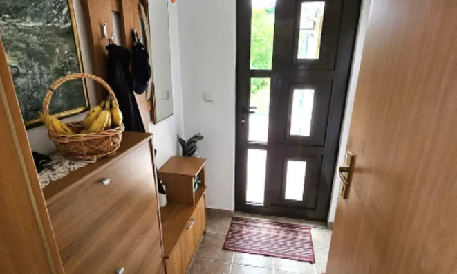 Недвижимость Дом с террасой Коломбан: 11