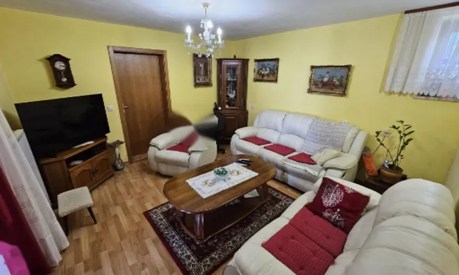 Недвижимость Дом с террасой Коломбан: 17