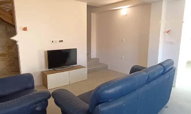 Недвижимость Дом с террасой Изола: 14