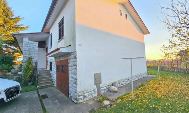 Недвижимость Дом в центре Сежаны: 13