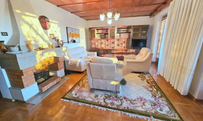 Недвижимость Дом в центре Сежаны: 15