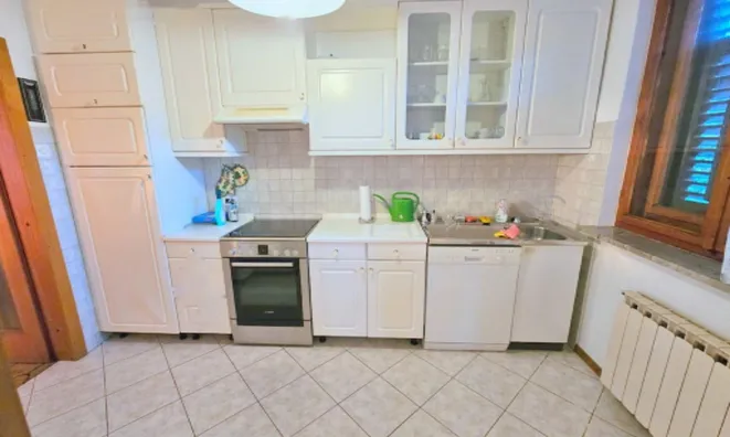 Недвижимость Дом в центре Сежаны: 21