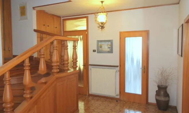 Недвижимость Дом в центре Сежаны: 22