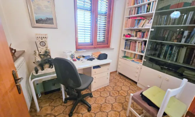 Недвижимость Дом в центре Сежаны: 26