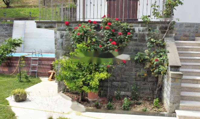 Недвижимость Дом Пуче на природе: 5