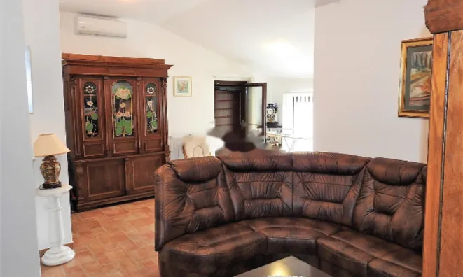 Недвижимость Дом Пуче на природе: 27