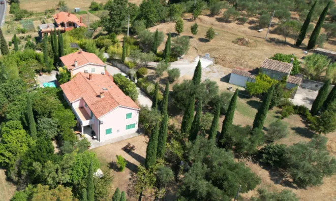 Недвижимость Дом с террасой в Портороже: 1