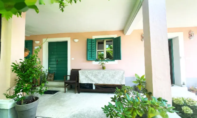 Недвижимость Дом с террасой в Портороже: 4