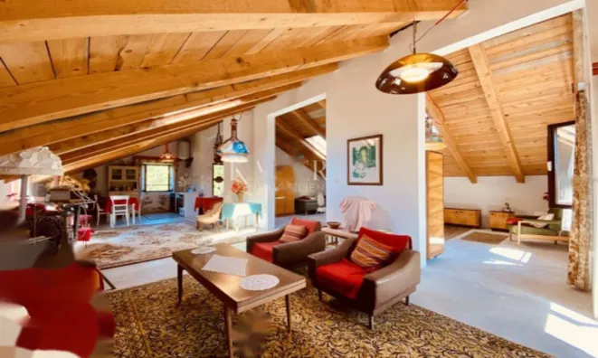 Недвижимость Семейный дом 240 м², Запад, Опатия: 1