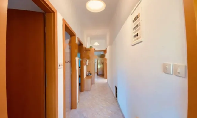 Недвижимость Семейный дом 240 м², Запад, Опатия: 24