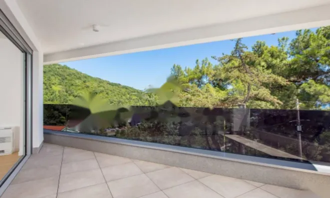 Недвижимость Квартира на 1-м этаже, Центр, Опатия: 1