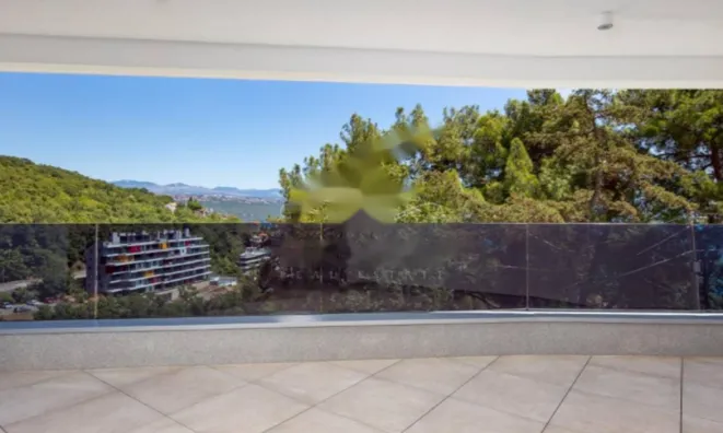 Недвижимость Квартира на 1-м этаже, Центр, Опатия: 4