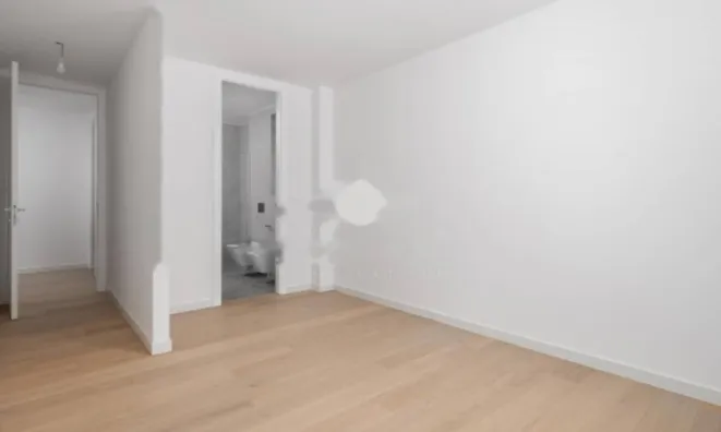 Недвижимость Квартира на 1-м этаже, Центр, Опатия: 26