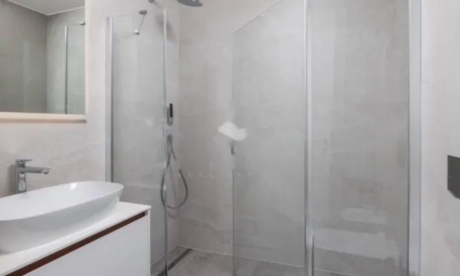 Недвижимость Квартира на 1-м этаже, Центр, Опатия: 43