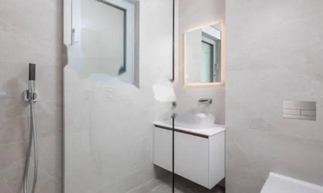 Недвижимость Квартира на 1-м этаже, Центр, Опатия: 45