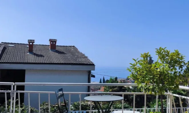 Недвижимость Четырёхкомнатная квартира в центре Опатии: 12