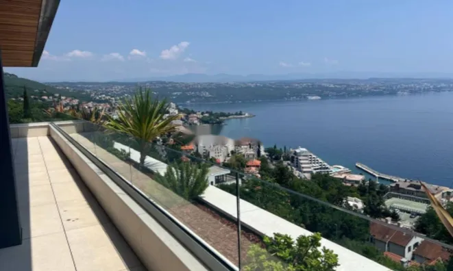 Недвижимость Четырехкомнатная квартира в центре Опатии: 2
