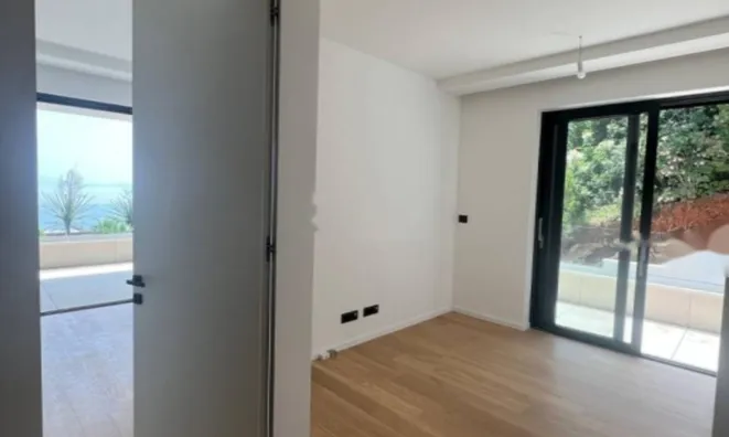 Недвижимость Четырехкомнатная квартира в центре Опатии: 5