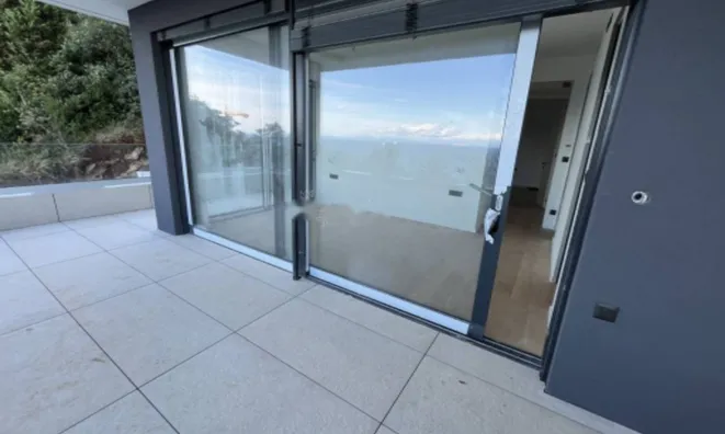 Недвижимость Четырехкомнатная квартира в центре Опатии: 23