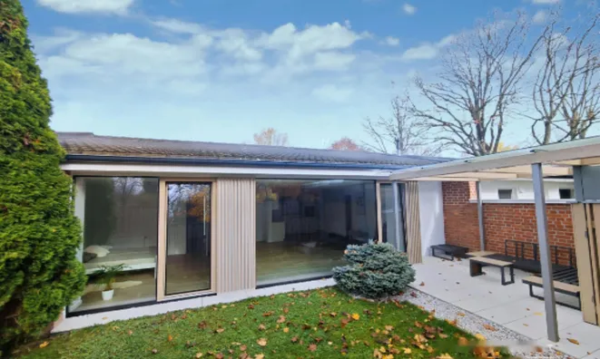 Недвижимость Дом с террасой в центре города: 3